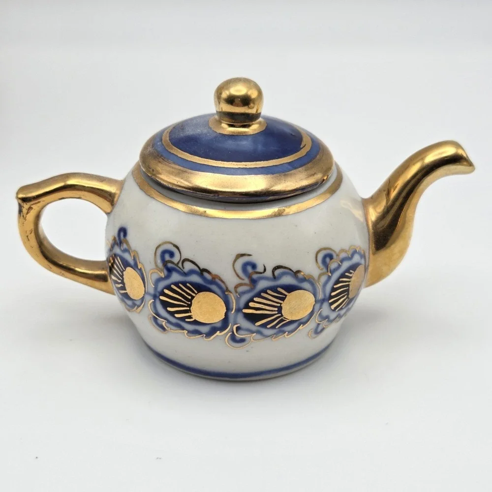 Vintage Russian Gzhel Decorative USSR Porcelain‎ Samovar Teapot Gift Gold Gilt